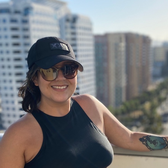 Meet your Posher, Janine - Picture 1 of 1